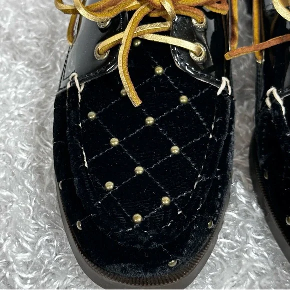 Sperry Black Velvet and Gold Studded Boat Shoe Sz 6 - Picture 3 of 9